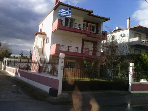 Chalcis House | ΙΣΟΓΕΙΟ ΚΑΤΟΙΚΙΑΣ κηπος