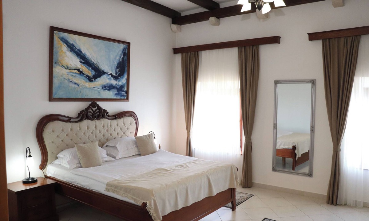 Ulcinj Apartment | 1-bedroom apartment in wonderful in Old Town Ulcinj with WiFi, AC,