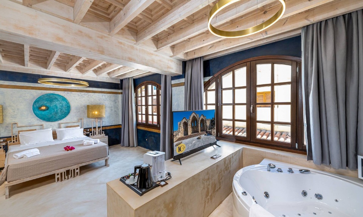 Rhodes Old Town Hotel | 10GR Boutique Hotel and Wine Bar