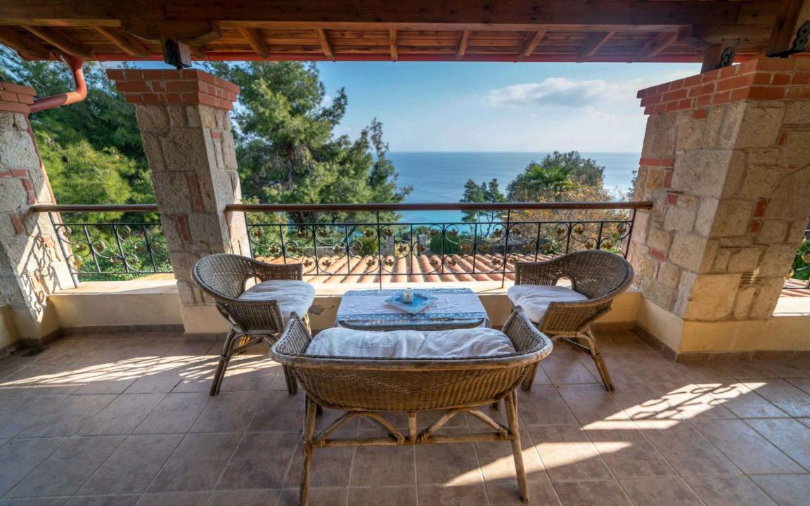 Afytos Villa | 147 m² Villa ∙ 3 bedrooms ∙ 8 guests