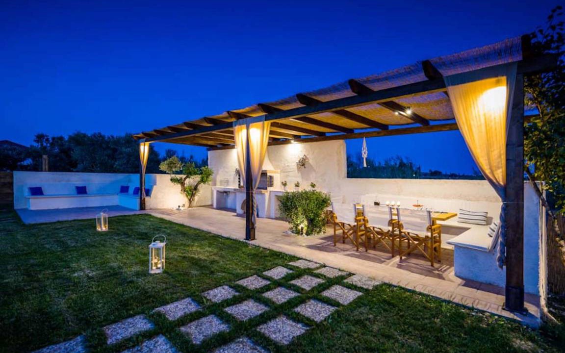 Alykes Villa | 150 m² Villa ∙ 4 bedrooms ∙ 8 guests