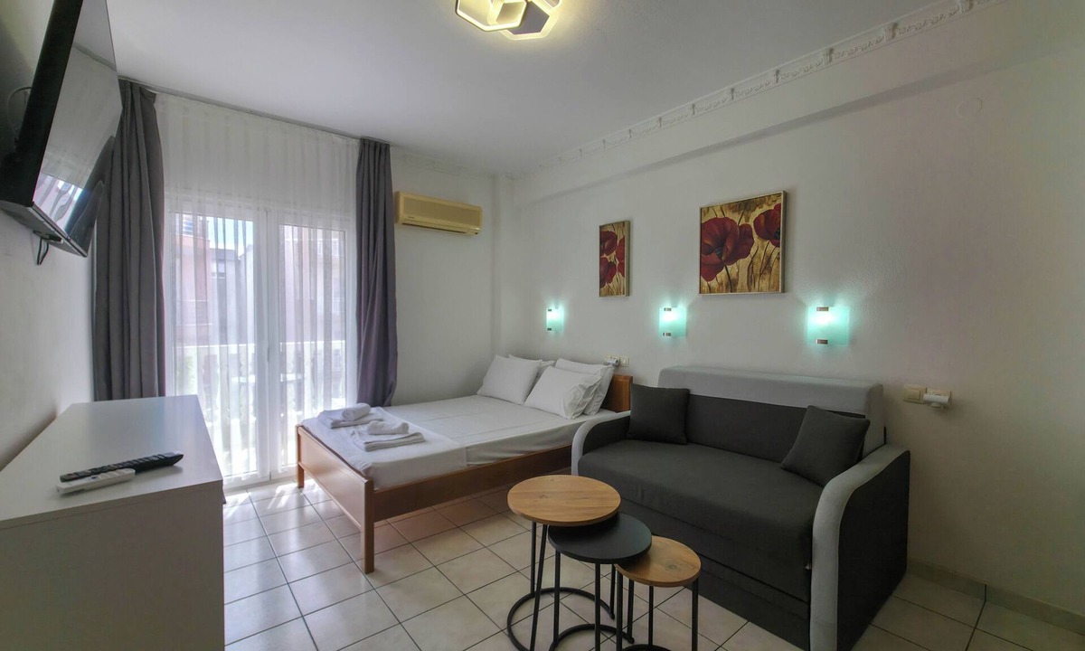 Olymbiaki Akti Apartment | 17 - ZINON Suite by SDR