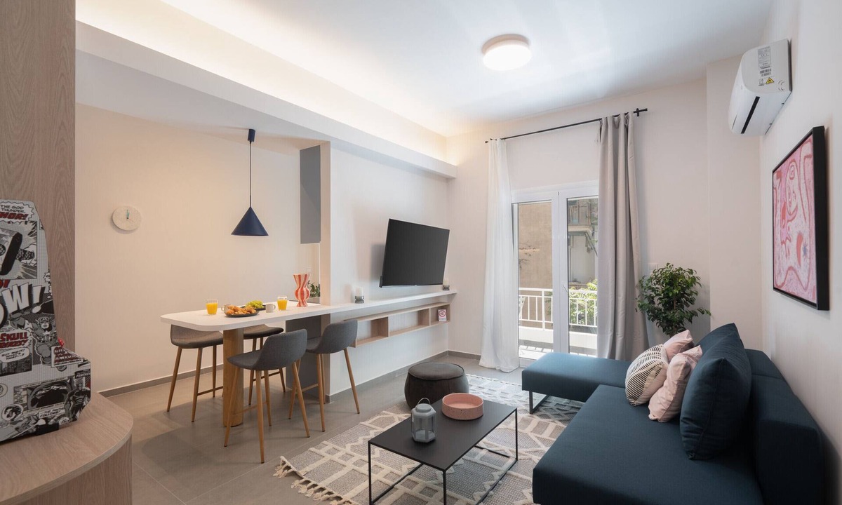 Kallithea Apartment | 1BR Next to Metro Modern Living & Arcade Machine