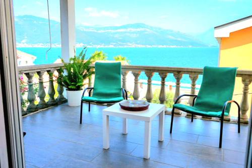 Krasici Apartment | 2 room apartment with a great view and location