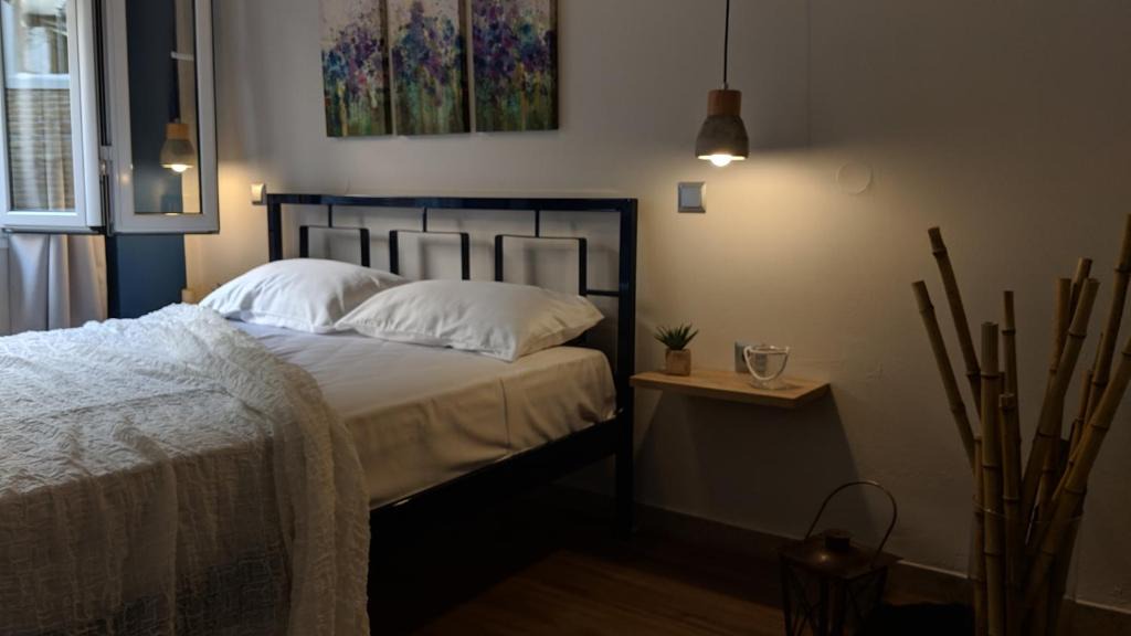 Piraeus Apartment | 73sq Apt near Athens and Piraeus port with backyard