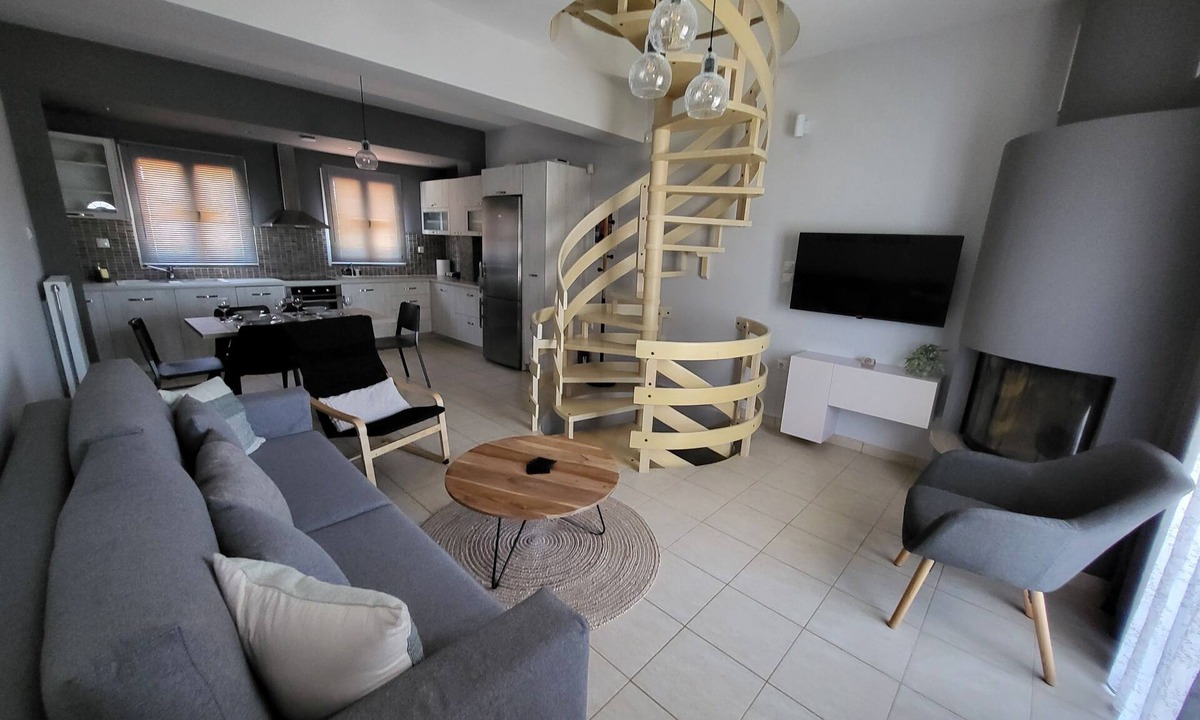 Spata-Artemida House | 98 sq m holiday home near Athens airport and the beach in the area.