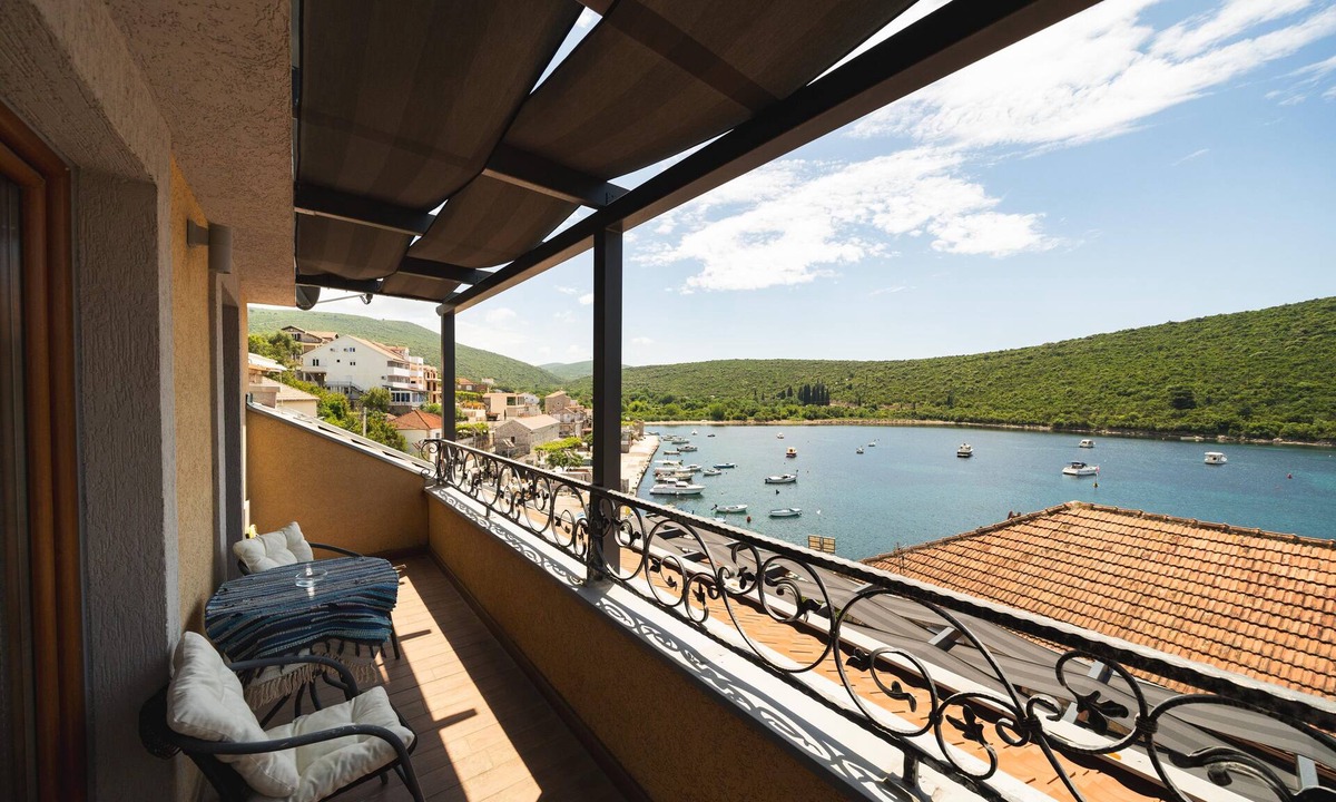 Bigovo Villa | ADRIA – Seafront Luxury Villa with Sauna & Gym
