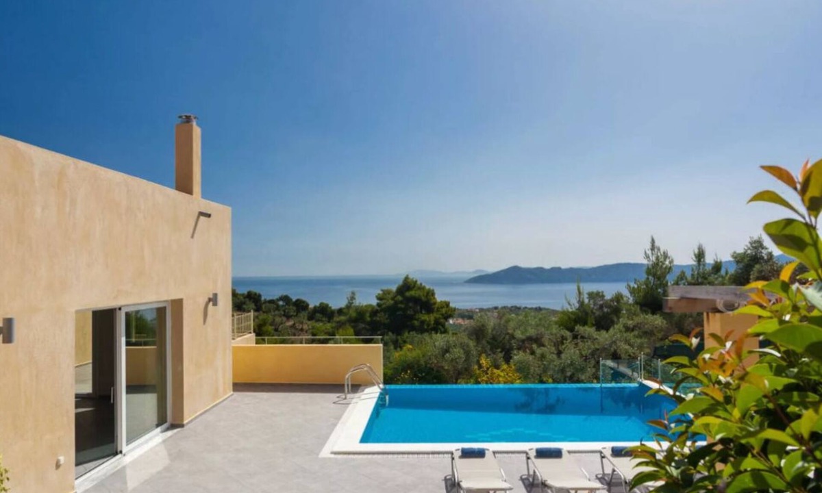 Skiathos Town Villa | Aegean Breeze Skiathos, a spacious villa with pool and magnificent sea view