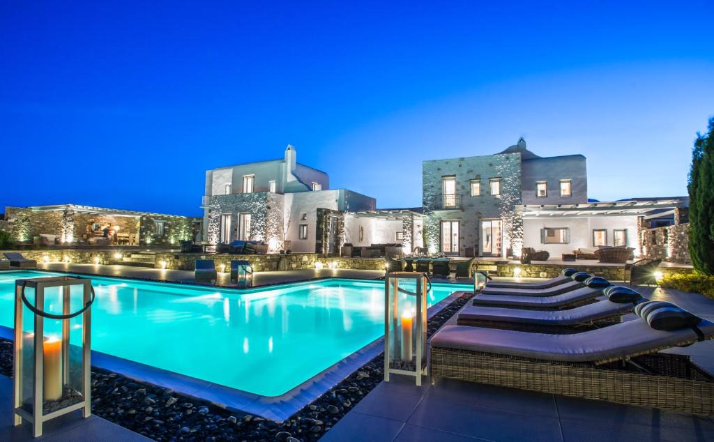 Chrissi Akti Villa | Aelia Paros Beachfront Villas-Member of My Villas Hospitality