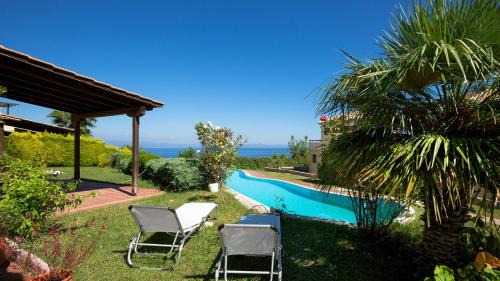 Afytos Villa | Afitos Hidden Gems #FeelsLikeHome