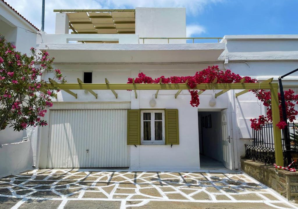 Andros Town Apartment | Afroessa apartments
