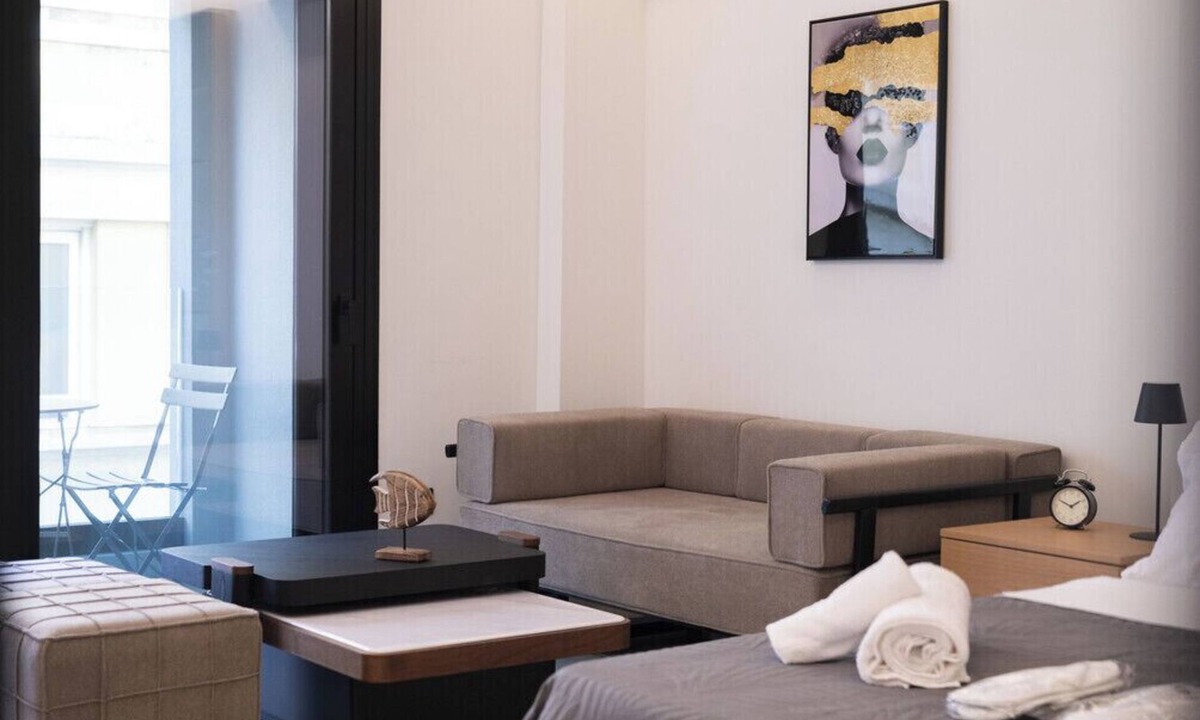 Piraeus Apartment | AKVA Studio w Balcony near Port of Piraeus