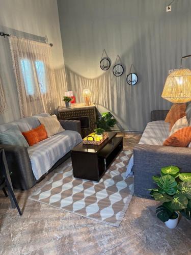 Avgonyma Apartment | Aliki's house