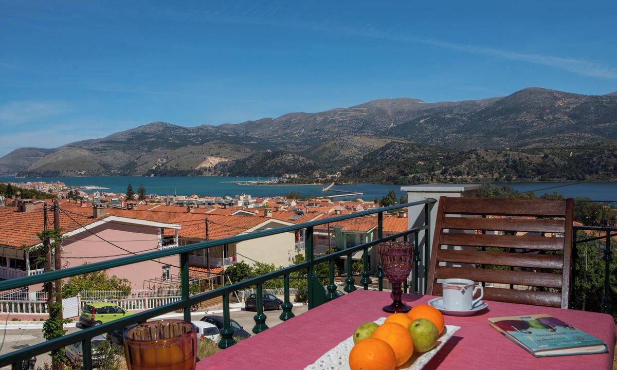 Argostoli Town Apartment | Alkithea Cozy Seaview Apartment