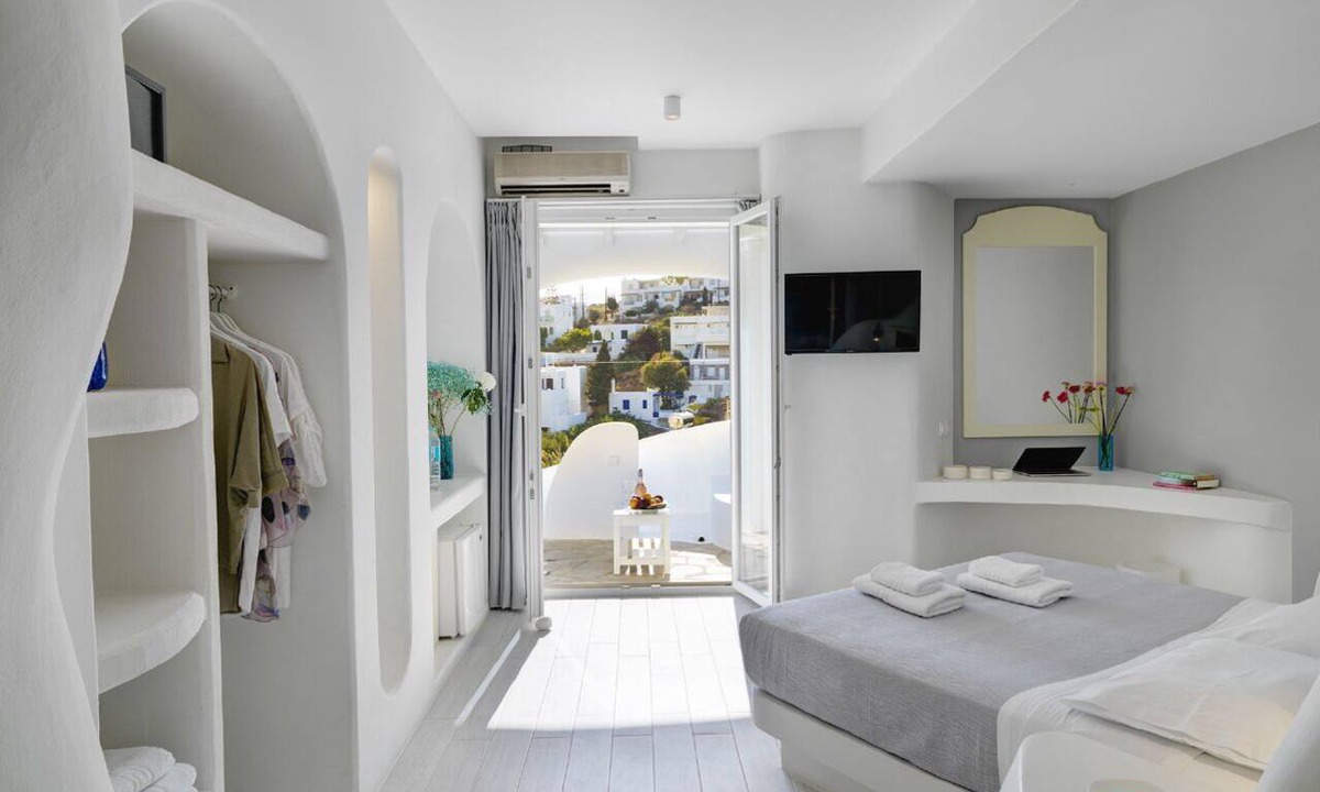 Piso Livadi Hotel | Aloni Hotel