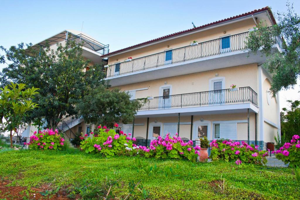 Tolo Apartment | Alonia Studios & Maisonettes