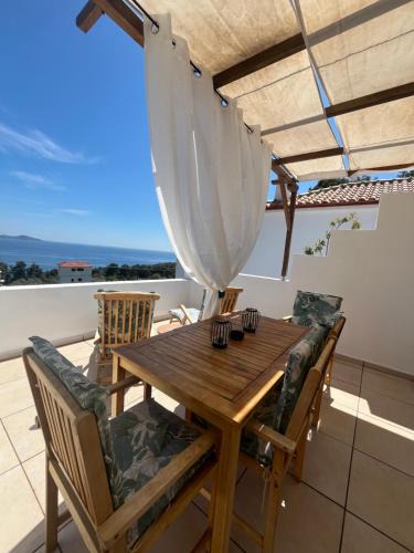 Alonissos Apartment | Aloniro Studio 3 Peace & Sea View in Alonissos