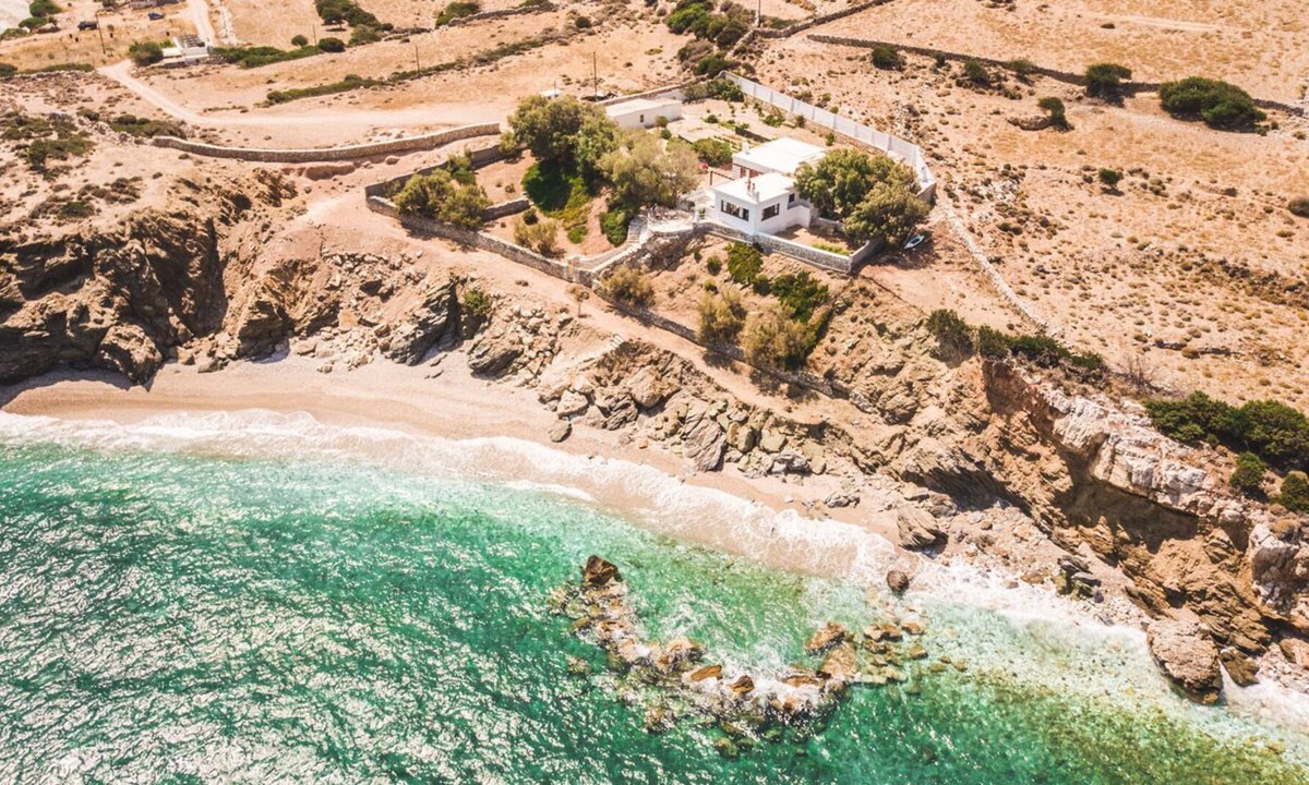 Naxos House | Alpha Mu Beachfront House