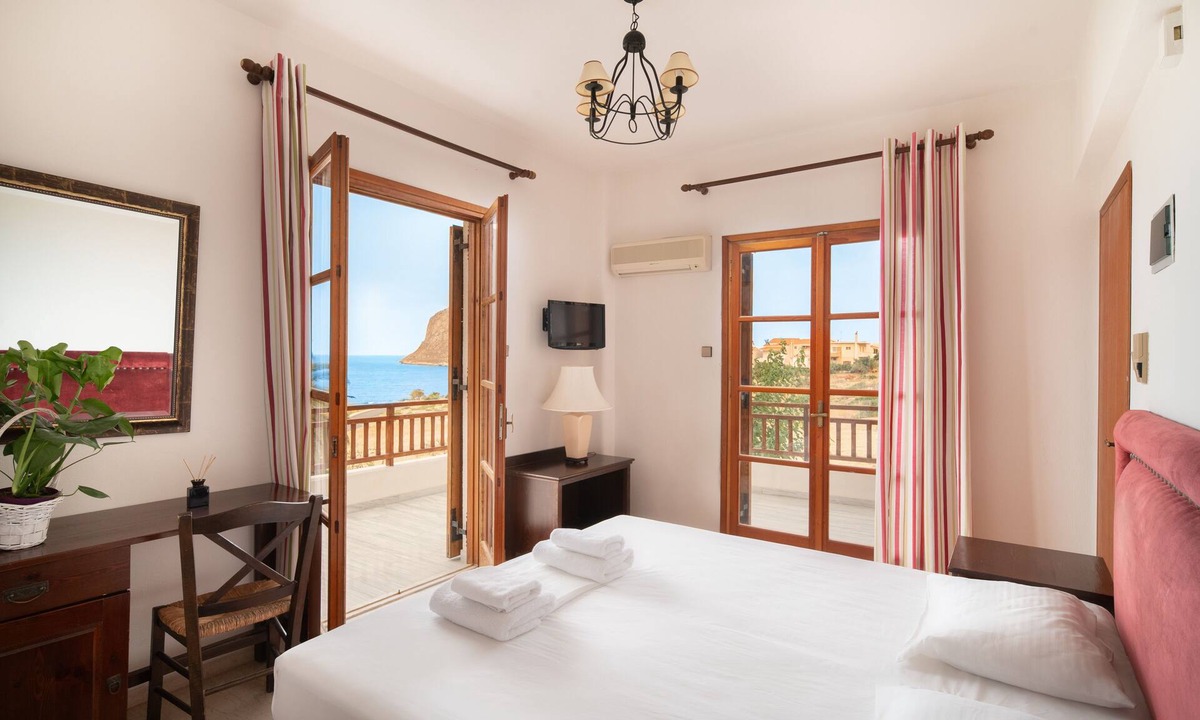 Monemvasia House | Alta Vista Studios