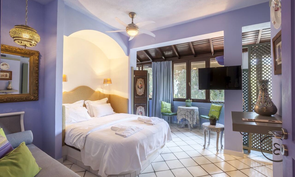 Paradhisos House | Alterra Vita