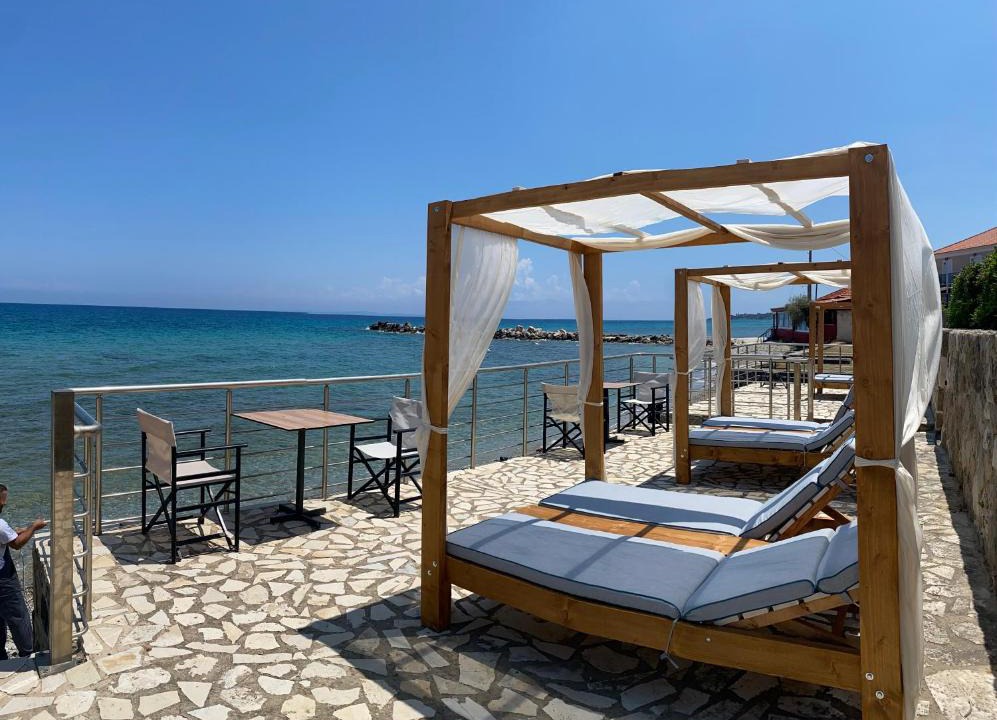 Drosia House | Amaltheia Beachfront Villas