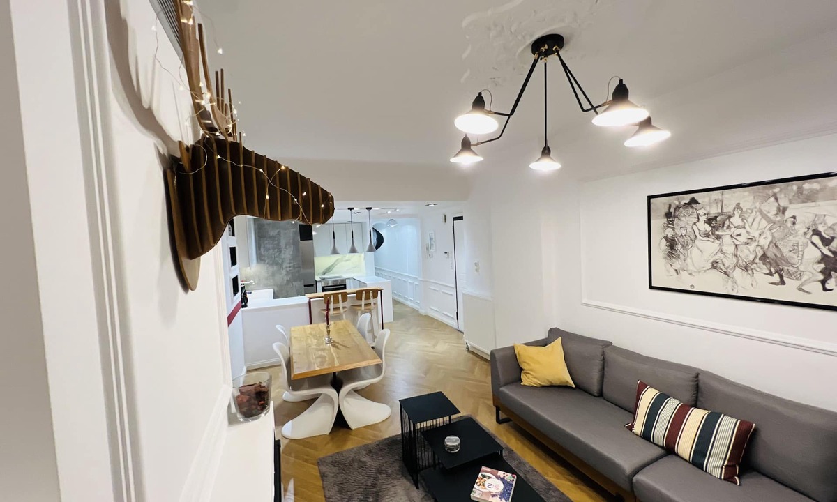 Thessaloniki City Centre Apartment | Amazing and spacious partment in the ❤️ of Thessaloniki!