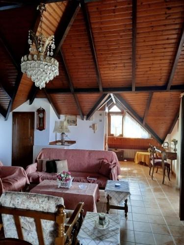 Volos House | Anastasia