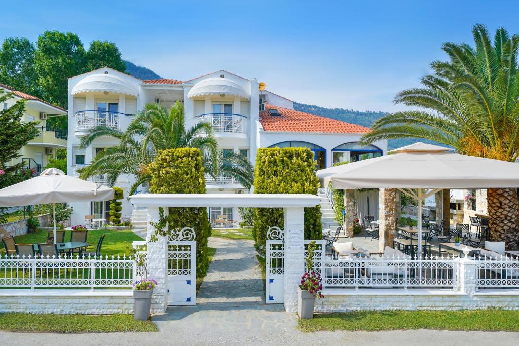 Skala Potamias Hotel | anastasia studios