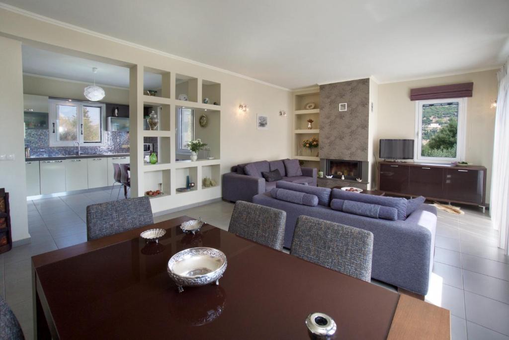 Logarata Villa | Anatoli Villa