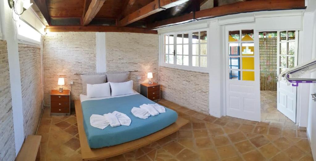 Vasilikos Apartment | Anemona Apartments and Studios