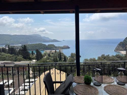 Lakones House | angela panorama