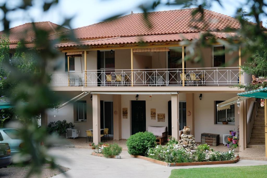 Zakharo Apartment | Anna Apartments