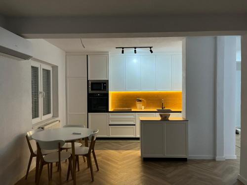 Kolovicë Apartment | Antigona Fazliu