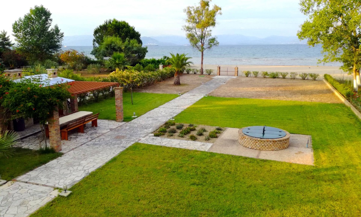 Lefkimmi Villa | Antonia Beachfront Villa