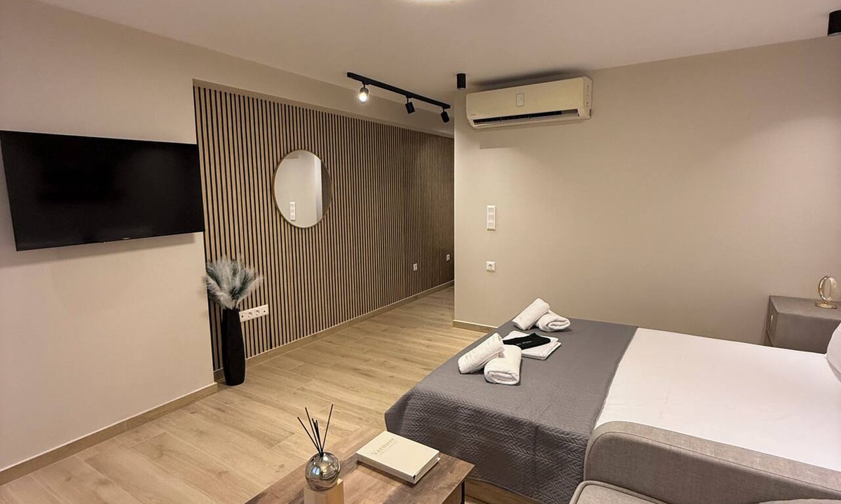 Markopoulon Apartment | Antonio Airport Loft-FREE AIRPORT SHUTLE