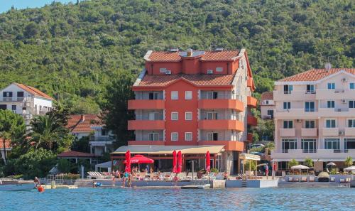 Tivat Apartment | Apart hotel Samardzic