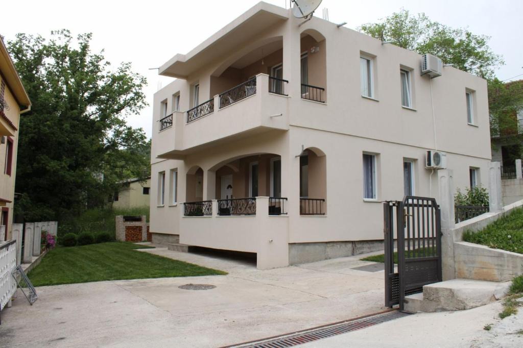 Topla Apartment | Apartman Šćekić