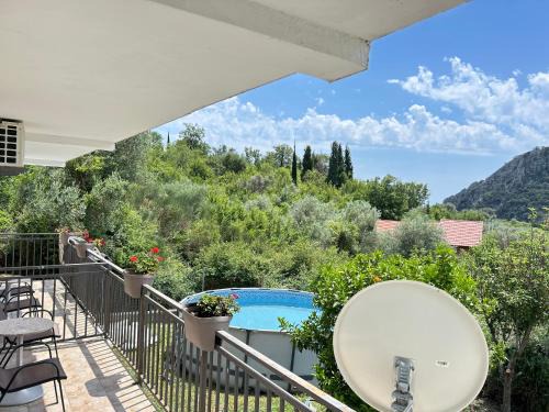 Kaluđerac Apartment | Apartman Buljarica-Bačvice 2