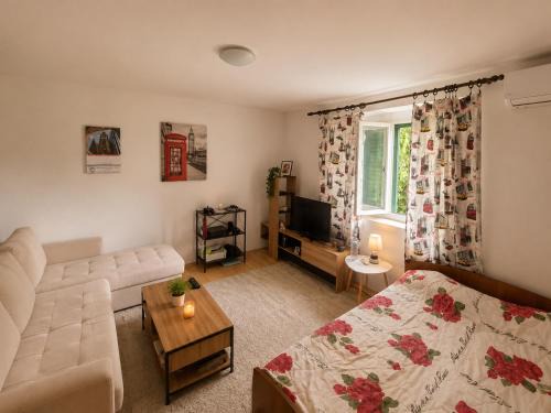 Topla Apartment | Apartman Mediteran