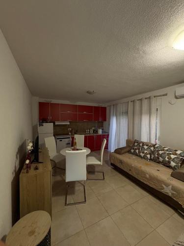 Mrcevac House | Apartman Strahinja