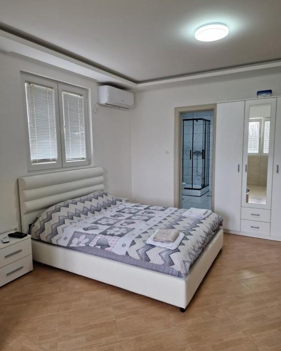 Podgorica Apartment | Apartman Tološi