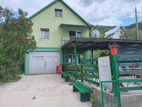 Pluzine Apartment | Apartmani Lazić