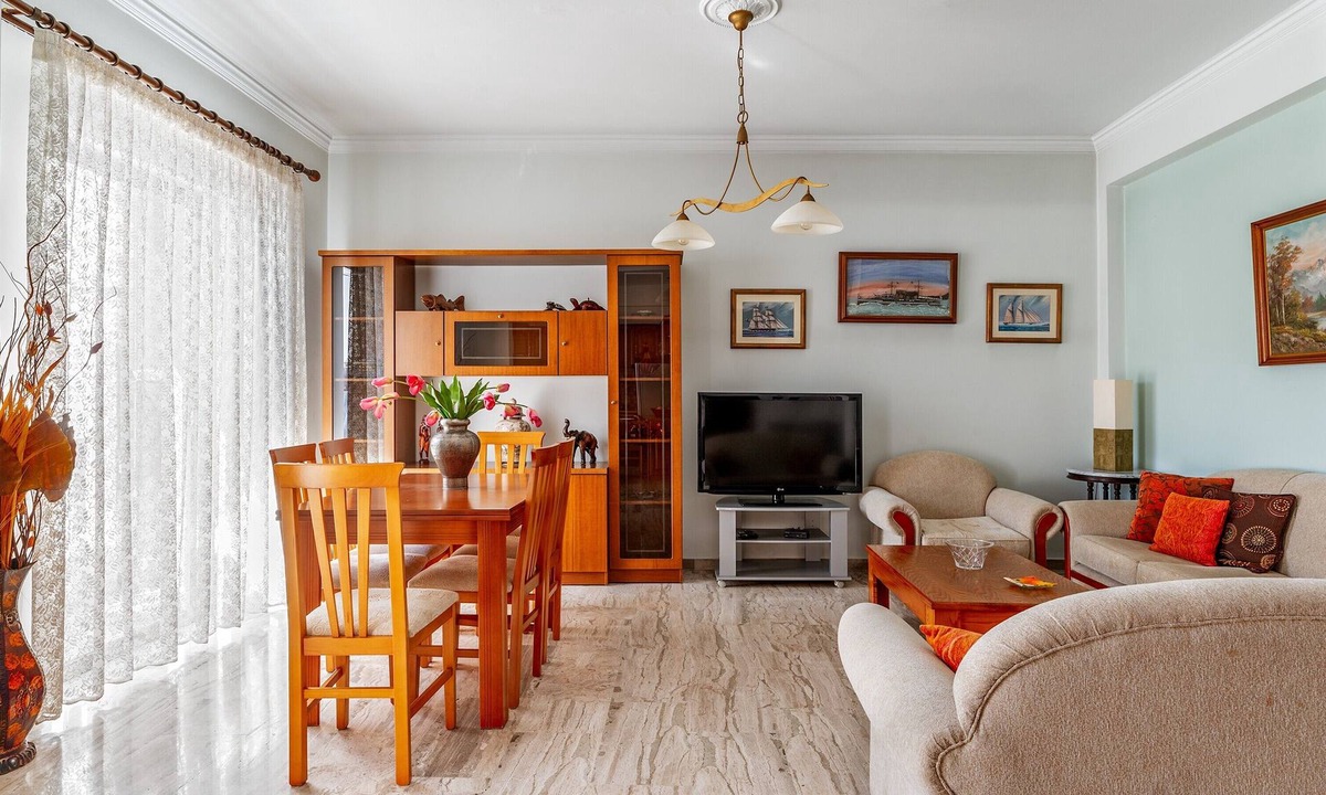 Tinos Town Apartment | Apartment 'A The City House' with Private Terrace, Balcony and Air Conditioning