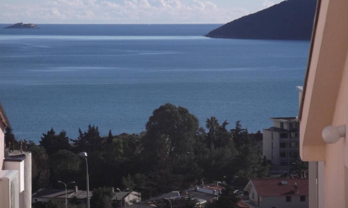 Igalo Apartment | Apartment Amethyst - the jewel on the blue Adriatic