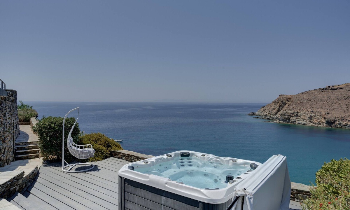 Syros House | Apartment 'Blueros - Sand Suite' with Sea View, Wi-Fi and Air Conditioning