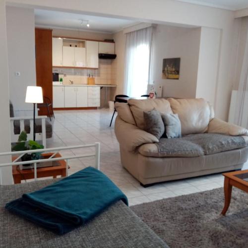 Perea Apartment | Apartment by the beach with amazing sea view
