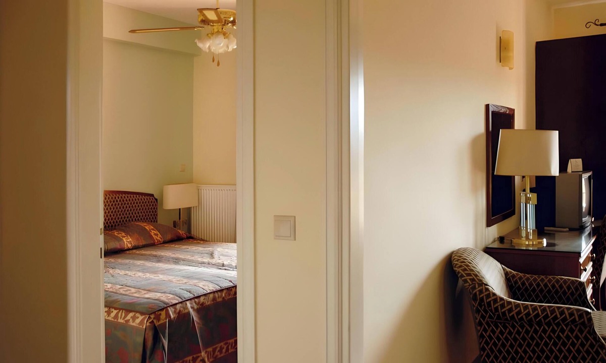 Limni Apartment | Apartment 'Corfu Club Family Suite' with Shared Pool, Wi-Fi and Air Conditioning