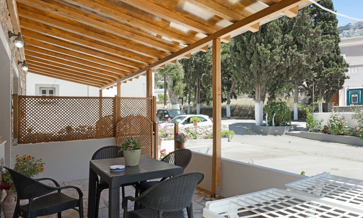 Kalymnos Apartment | Apartment 'Iliana 1' with Mountain View, Wi-Fi and Air Conditioning