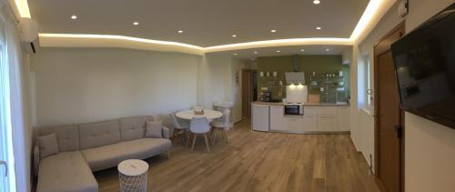 Corfu Town Apartment | Apartment Laoura
