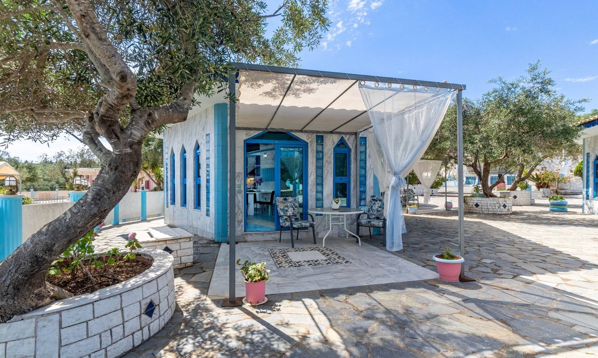 Gaios Apartment | Apartment 'Paco's Resort Superior Villa 7' with Sea View, Wi-Fi and Air Conditioning